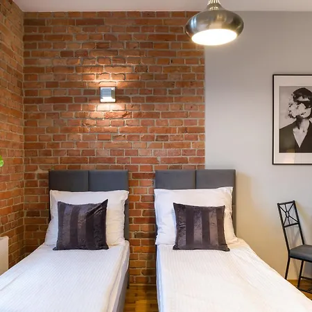 Discover - Lubicz St - Loft - Next To Main Station, Ac * Cracovia