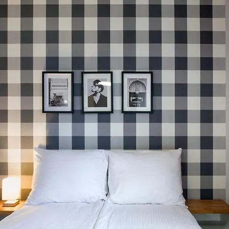 Apartment Discover - Lubicz St - Loft - Next To Main Station, Ac Krakau