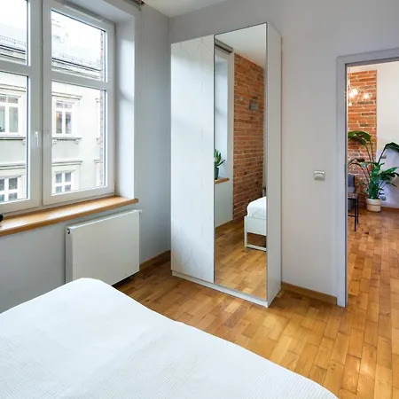 Discover - Lubicz St - Loft - Next To Main Station, Ac