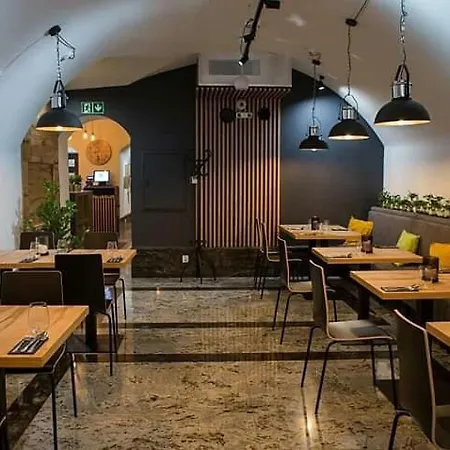 Apartamento Discover - Lubicz St - Loft - Next To Main Station, Ac Cracovia