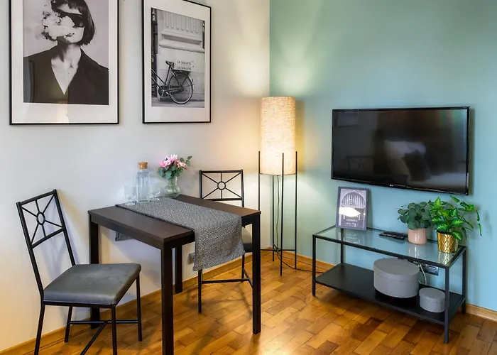 Discover - Lubicz St - Loft - Next To Main Station, Ac Apartment *