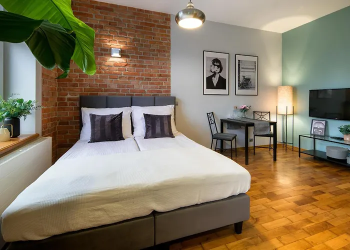 Discover - Lubicz St - Loft - Next To Main Station, Ac Apartment