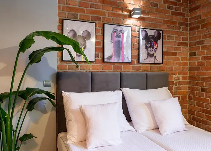 Apartment Discover - Lubicz St - Loft - Next To Main Station, Ac