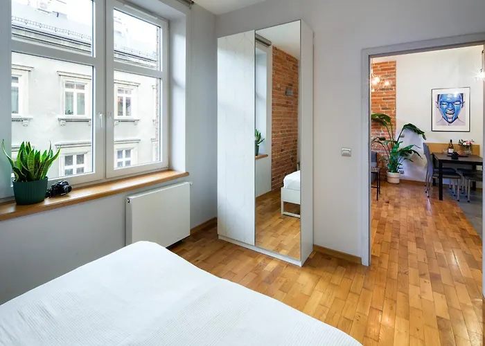 Discover - Lubicz St - Loft - Next To Main Station, Ac